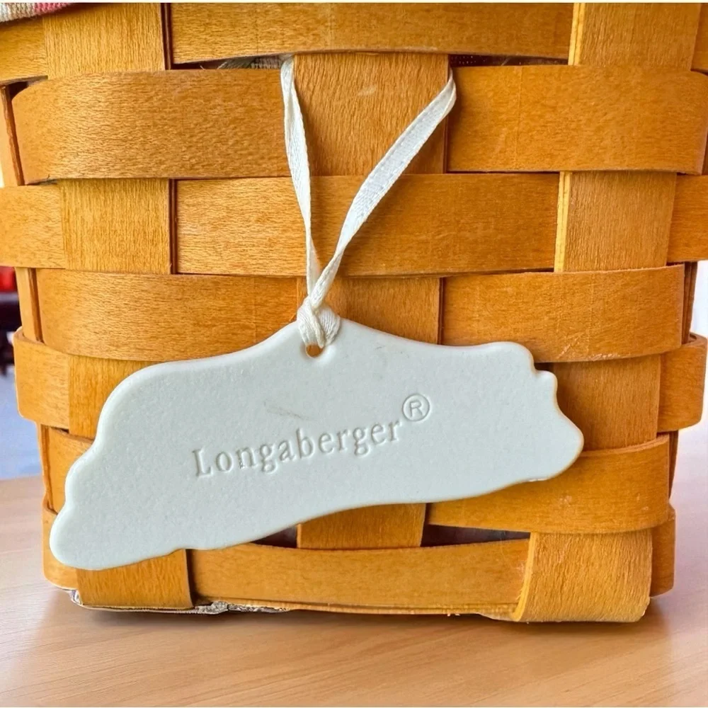 Vintage 1998 Longaberger Basket – Plaid Ruffle Liner, Divider, Bunny Tie-On